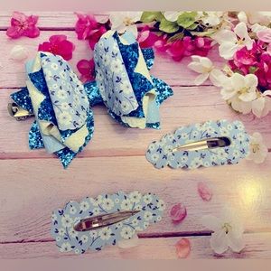 Flower bow and two clips